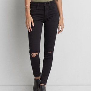 Women’s American Eagle Next Level Stretch Black Distressed Jeggings (00 Short)